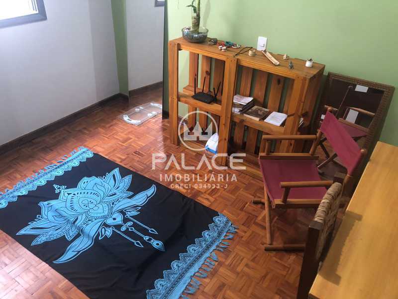 38 - QUARTO 2. - 20