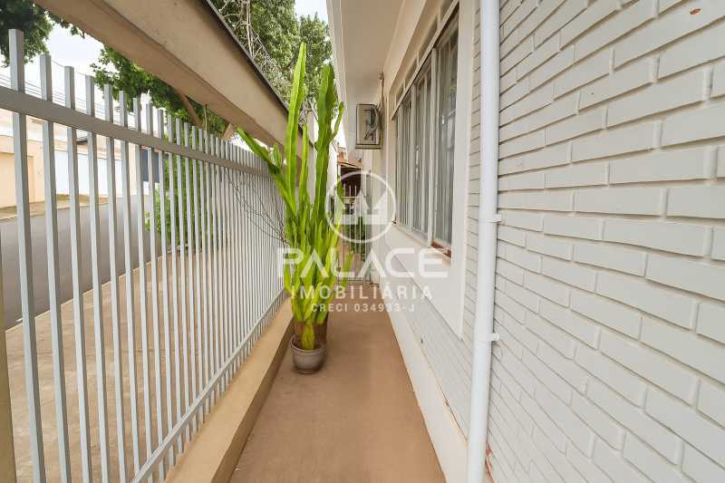 WhatsApp Image 2025-10-20 at 1 - 3