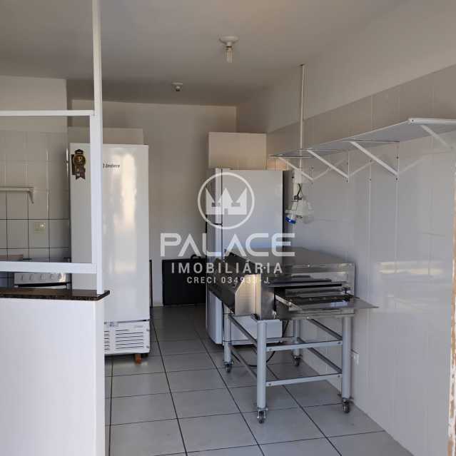 8ff5b85d-260e-4f65-a6d6-db6fe0 - 14