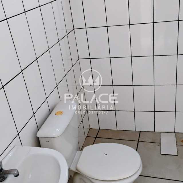 b168f8a6-c84d-46a3-bc40-ec5d82 - 11