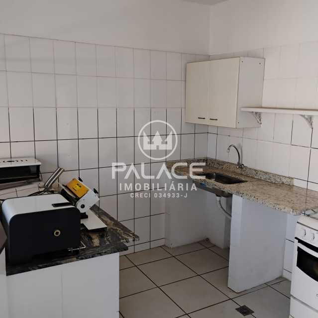 b5781488-426f-4298-89f0-e7de4d - 18