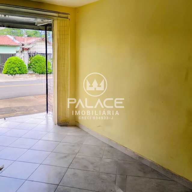 8ad8f3f1-108c-46dd-b7b7-284838 - 3