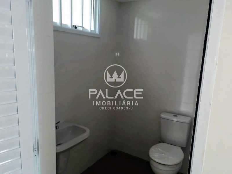 ae7451c2-c789-4ab2-a30c-0ef952 - 18