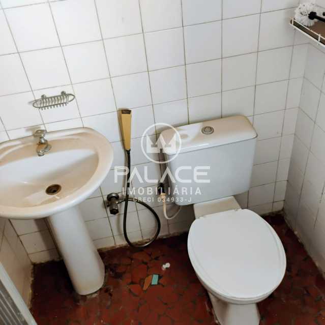 7ab5e2af-d19d-40c9-af49-642c59 - 15