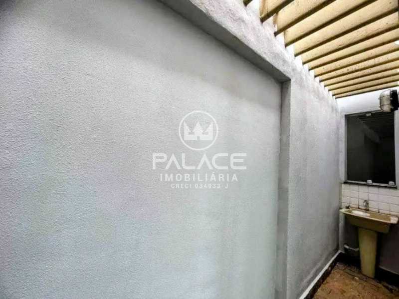 82c9c75f-e714-40db-abee-81d05b - 18