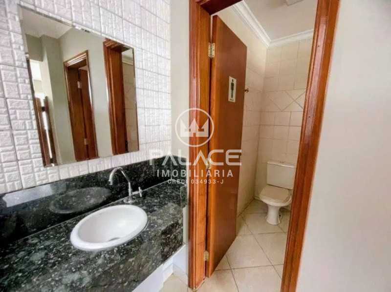 090735c3-ee07-4f4f-80b8-fa5c30 - 13