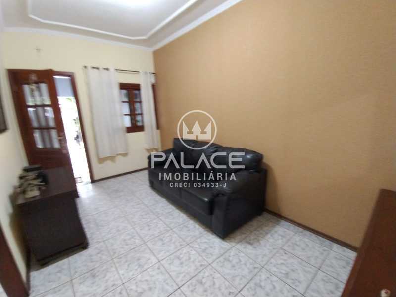 b1fde828-7b2f-4f16-b31e-31af7f - 20