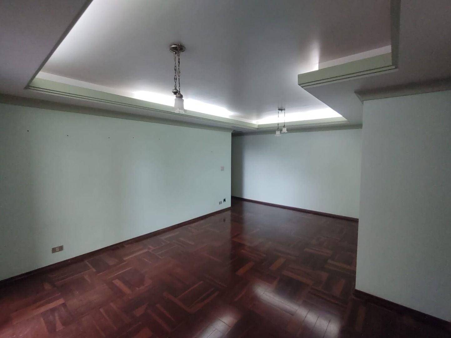 SALA DE VISITA - 1