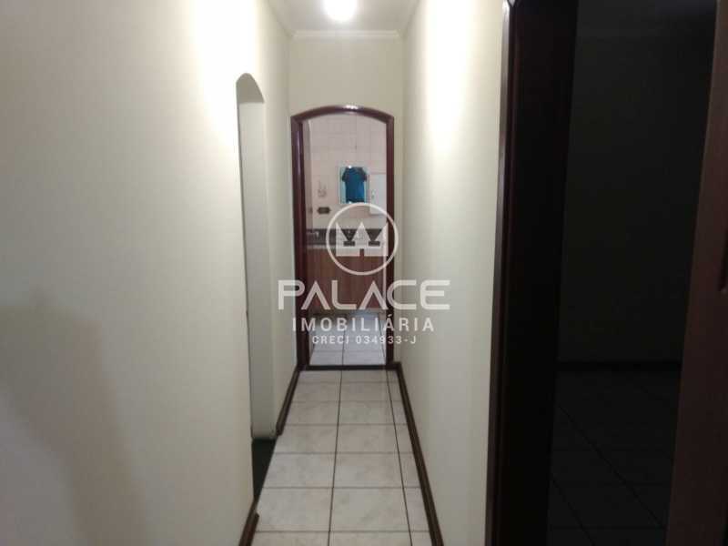 CA2607 10. - 9