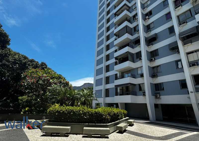 1618_G1769624040 - 29