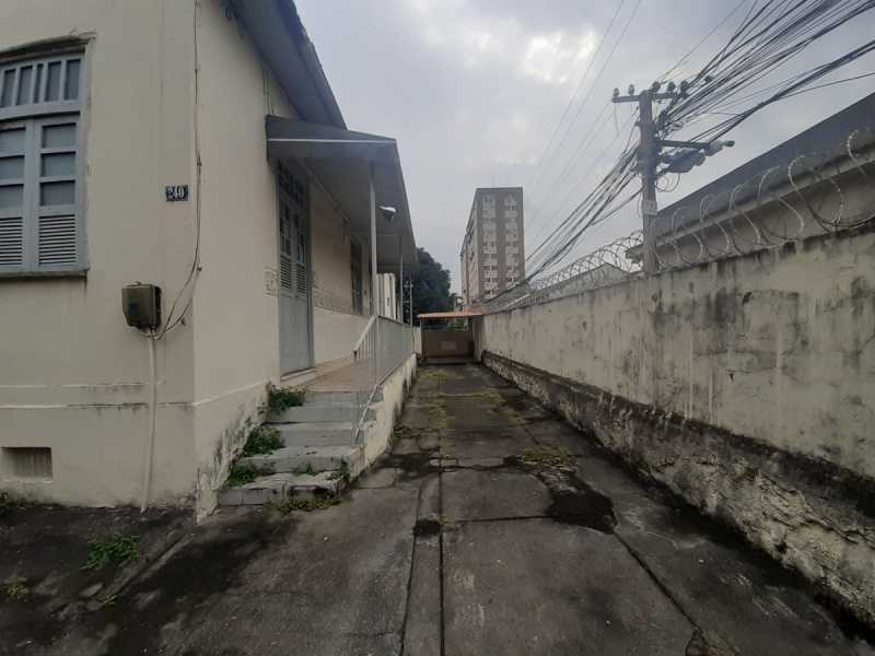 03 - 3