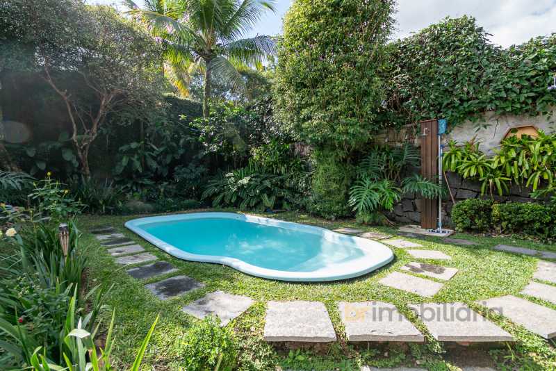 13 Piscina 2 - 27