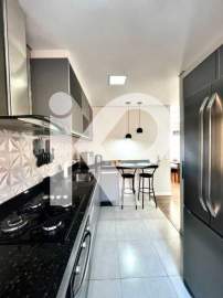 Seu Novo Lar: American House com 2 Quartos, Sala Ampla e Cozinha Planejada - KCCN20004