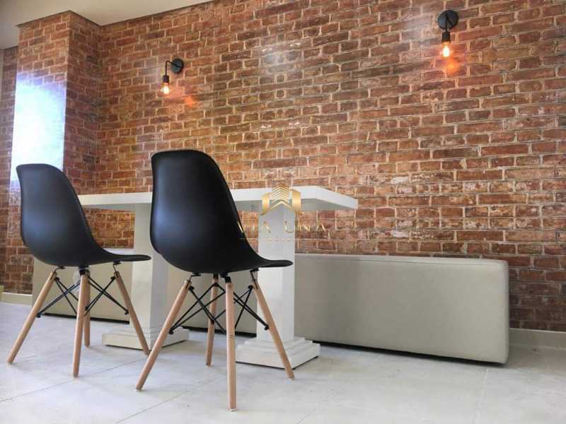 WhatsApp Image 2025-10-14 at 1 - 8