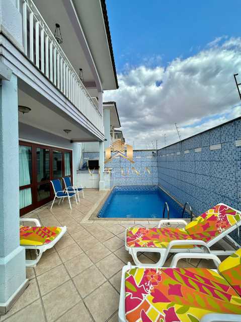 WhatsApp Image 2025-11-12 at 1 - 3