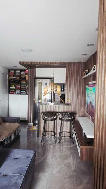 Conheça WhatsApp Image 2026-08-27 at 1 do imóvel - EXCELENTE APARTAMENTO TODO MODERNIZADO, 3 QUARTOS, SUITE, VARANDA, VAGA COBERTA - CONDOMINIO COM PISCINA O MELHOR DA REGIÃO - VUAP30027 - 7 WhatsApp Image 2026-08-27 at 1 - 7