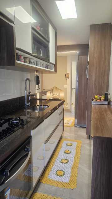 Conheça WhatsApp Image 2026-08-27 at 1 do imóvel - EXCELENTE APARTAMENTO TODO MODERNIZADO, 3 QUARTOS, SUITE, VARANDA, VAGA COBERTA - CONDOMINIO COM PISCINA O MELHOR DA REGIÃO - VUAP30027 - 11 WhatsApp Image 2026-08-27 at 1 - 11