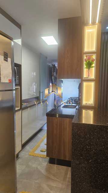 Conheça WhatsApp Image 2026-08-27 at 1 do imóvel - EXCELENTE APARTAMENTO TODO MODERNIZADO, 3 QUARTOS, SUITE, VARANDA, VAGA COBERTA - CONDOMINIO COM PISCINA O MELHOR DA REGIÃO - VUAP30027 - 15 WhatsApp Image 2026-08-27 at 1 - 15