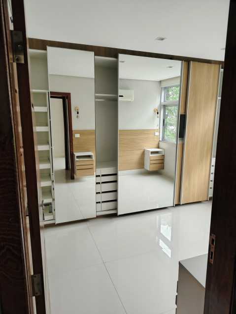 suite - 8