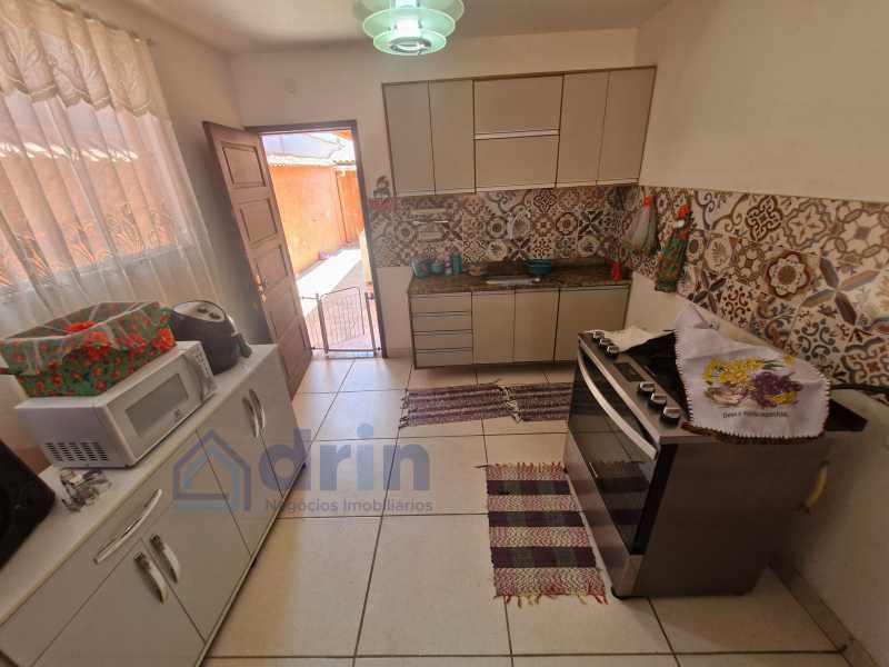 Conheça 8 do imóvel - Excelente Casa no Maravista: Linear, 03 Q. (01 suíte )+Espaçosa Edícula! - DNCA30026 - 8 8 - 8