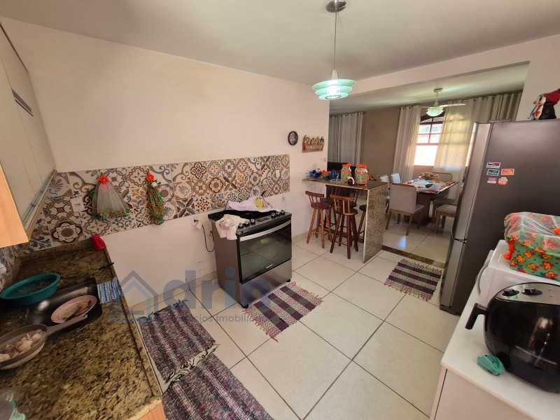 Conheça 9 do imóvel - Excelente Casa no Maravista: Linear, 03 Q. (01 suíte )+Espaçosa Edícula! - DNCA30026 - 9 9 - 9