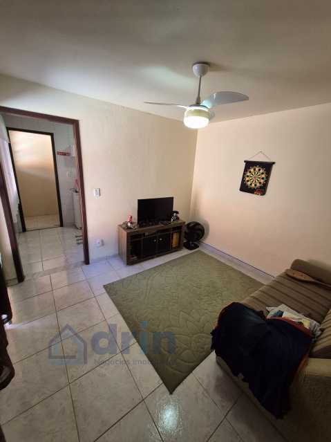 Conheça 15 do imóvel - Excelente Casa no Maravista: Linear, 03 Q. (01 suíte )+Espaçosa Edícula! - DNCA30026 - 15 15 - 15