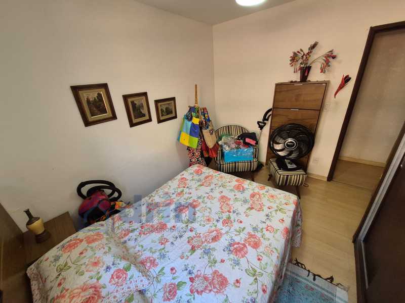 Conheça 17 do imóvel - Excelente Casa no Maravista: Linear, 03 Q. (01 suíte )+Espaçosa Edícula! - DNCA30026 - 17 17 - 17