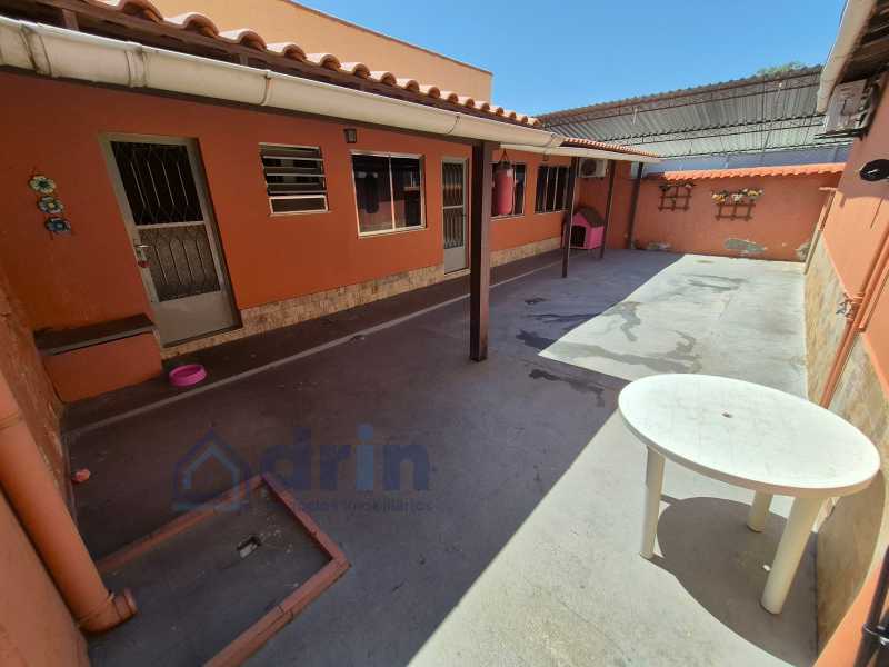 Conheça 24 do imóvel - Excelente Casa no Maravista: Linear, 03 Q. (01 suíte )+Espaçosa Edícula! - DNCA30026 - 24 24 - 24
