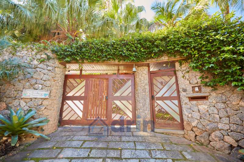 Entrada_Principal_Portão - 30