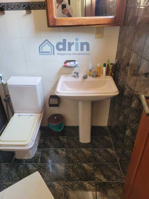Suite 03 - 27