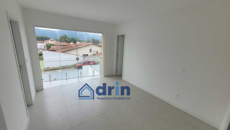 Quarto suíte com varanda - 13