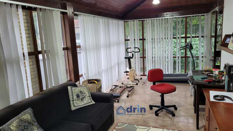 Sala seg andar - 11