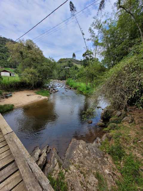 Rio Macaé a 100m da casa - 3