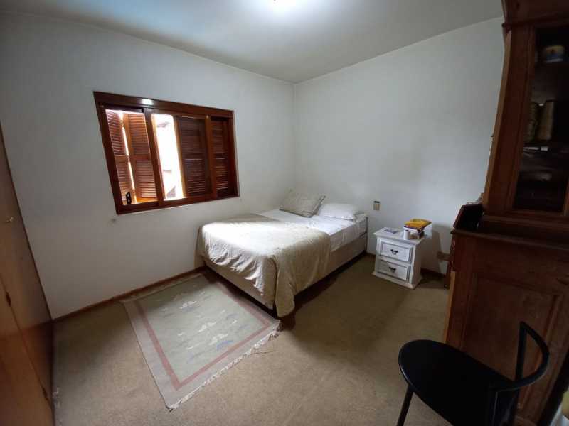 Suite002 - 11
