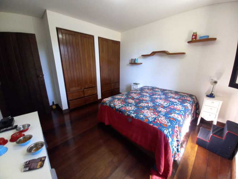 Quartos008 - 17