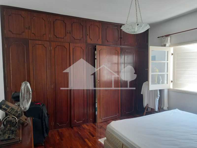 DORMITÓRIO DA SUÍTE - 13