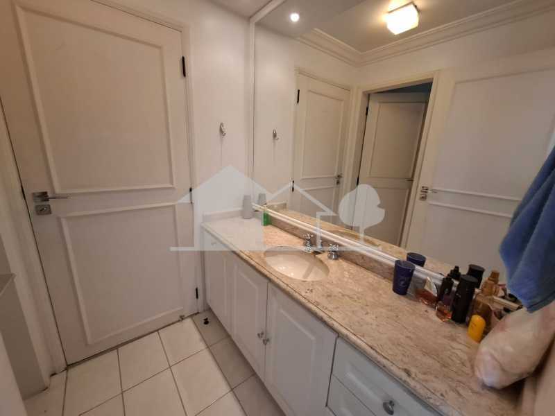 Conheça 019 do imóvel - Casa em Condomínio 4 quartos à venda Morada dos Pinheiros (Aldeia da Serra), Santana de Parnaíba - R$ 4.400.000 - 1002998 - 19 019 - 19