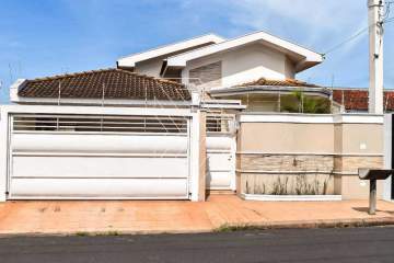 Casa 3 quartos à venda Jardim Parati, Marília - R$ 880.000 - CNCA30030