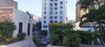 Apartamento com 2 quartos e com dependência completa e vaga de garagem - XPAP20018