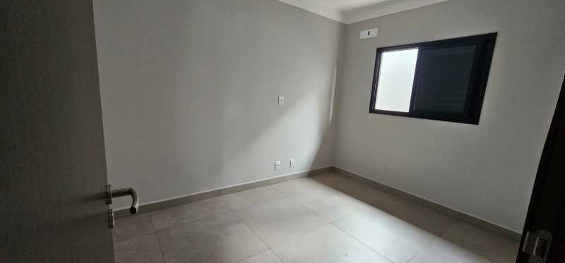 WhatsApp Image 2025-04-24 at 1 - 5