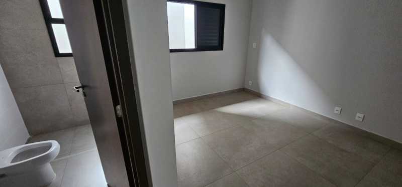 WhatsApp Image 2025-04-24 at 1 - 6