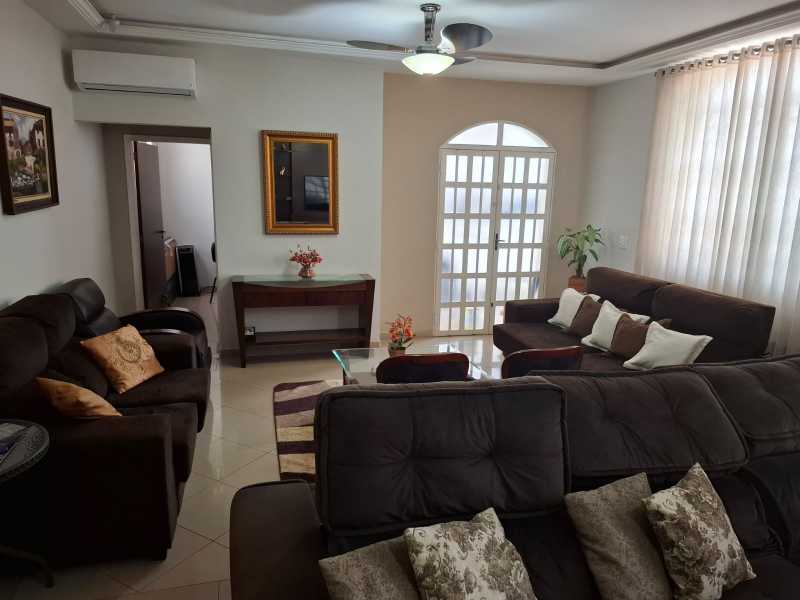 SALA DE ESTAR - 2