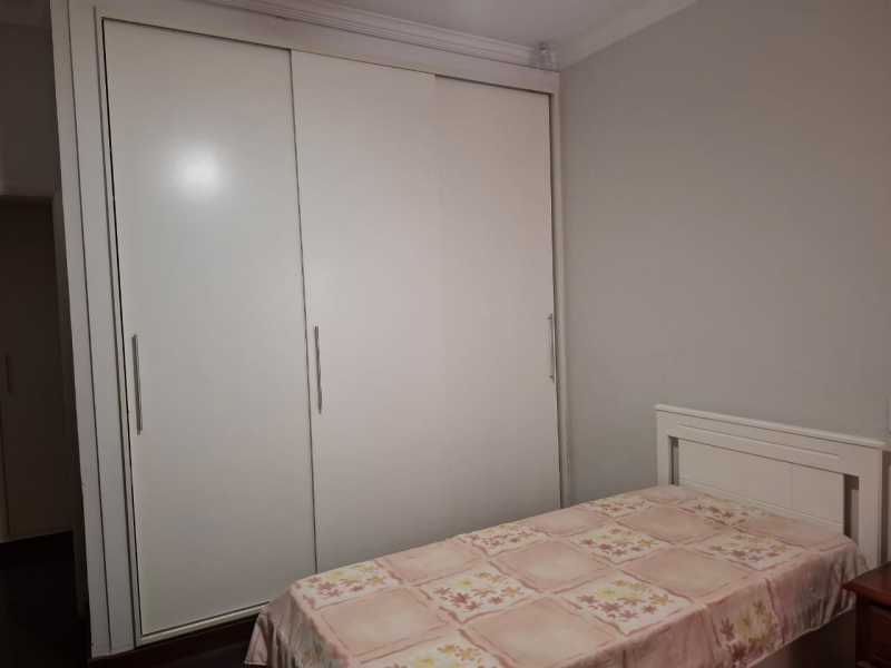 SUITE 2 ARMARIO - 13