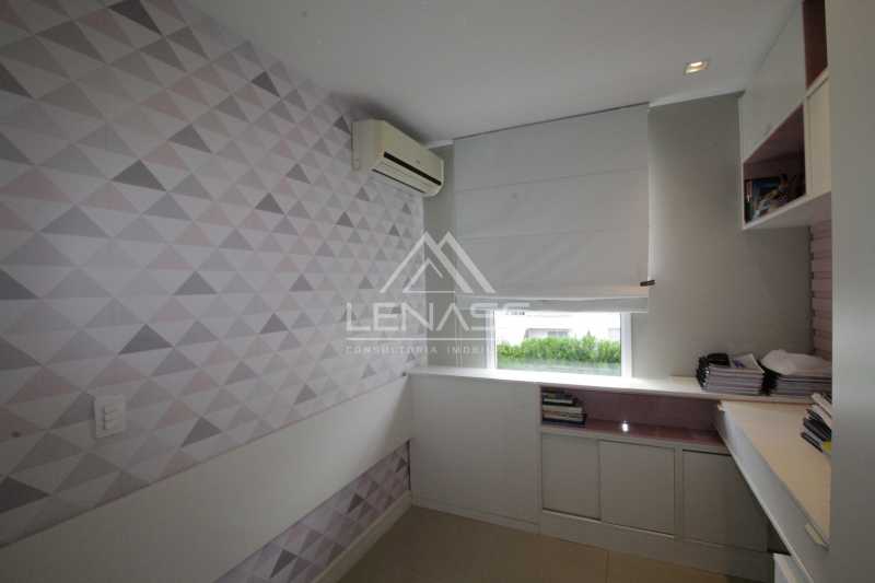 22_Watermarked - 18