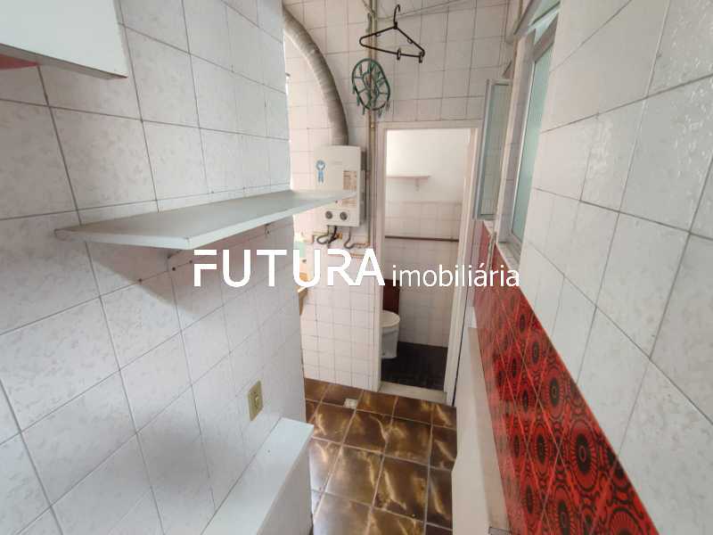 CORREDOR PARA ÁREA DE SERVIÇO - 16