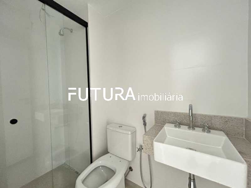 f9bb7197d22343c4d861d2906eaa1a - 21
