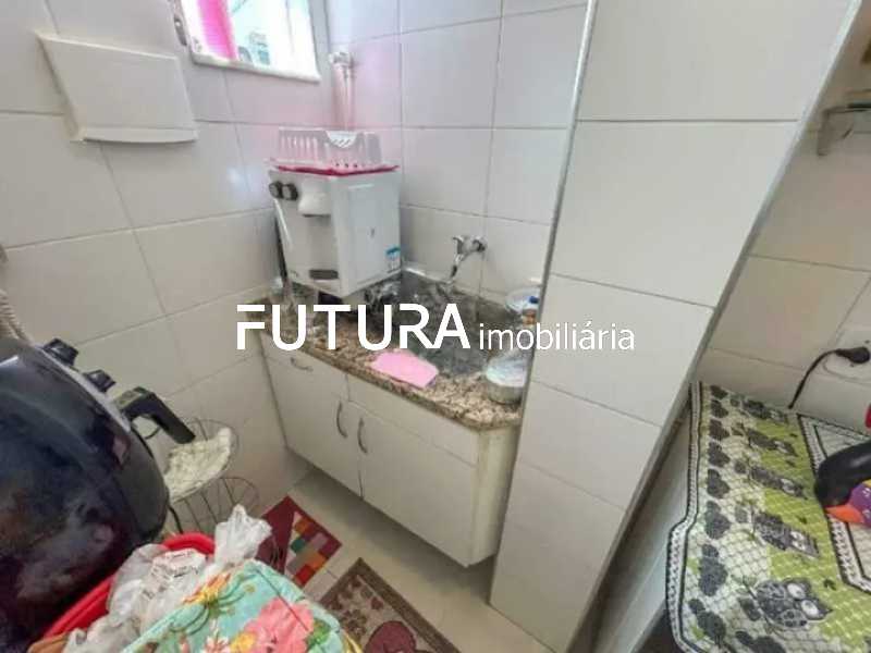 b49f5d6e-a045-49cf-a823-a4fd73 - 12