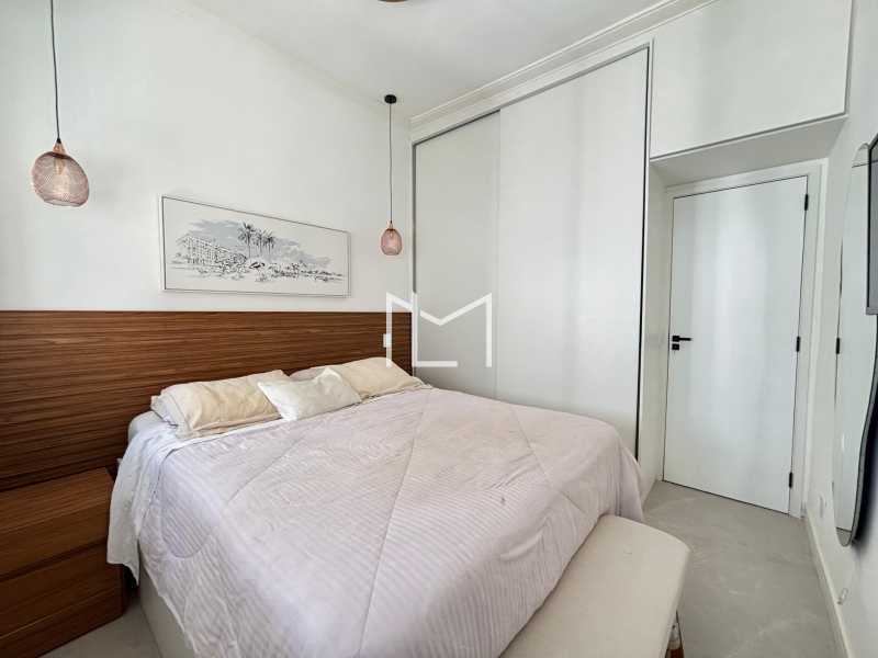 1000964094 - 12