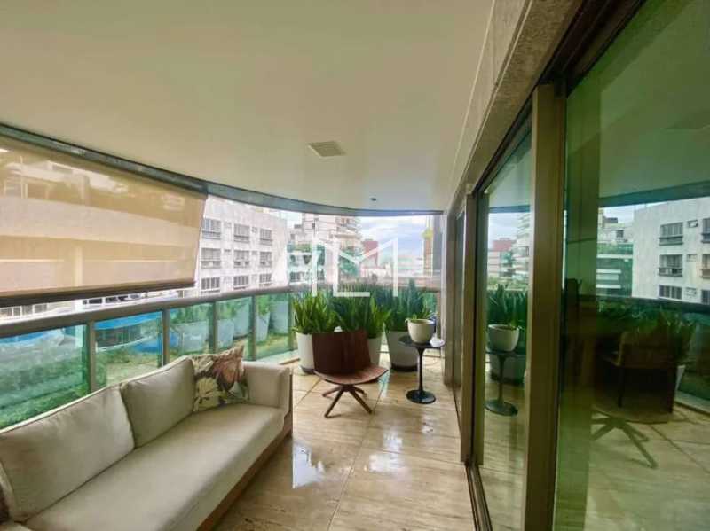 Conheça 3487b18b-c6ce-4bde-bd37-14011f do imóvel - Cobertura 4 quartos à venda Leblon, Rio de Janeiro - R$ 16.500.000 - MLCO40040 - 6 3487b18b-c6ce-4bde-bd37-14011f - 6