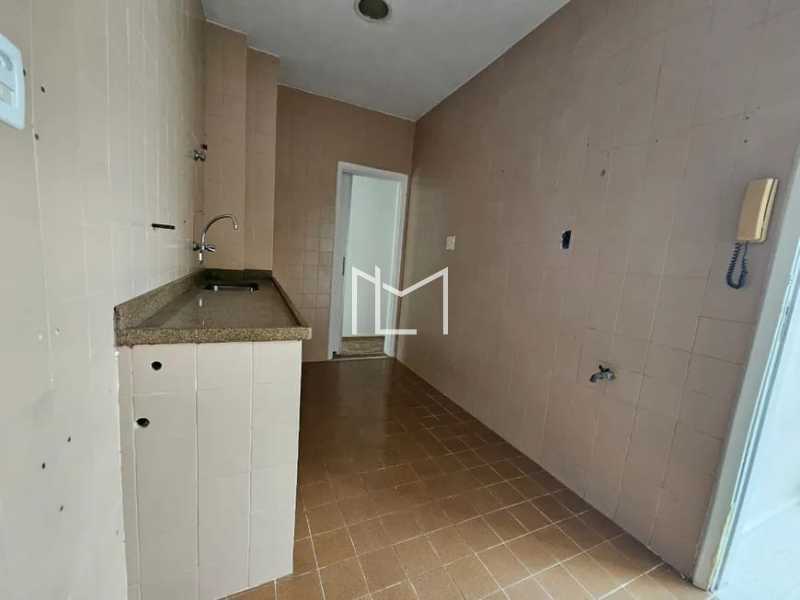 07b09bb9-e1e5-4dd9-8314-013426 - 12